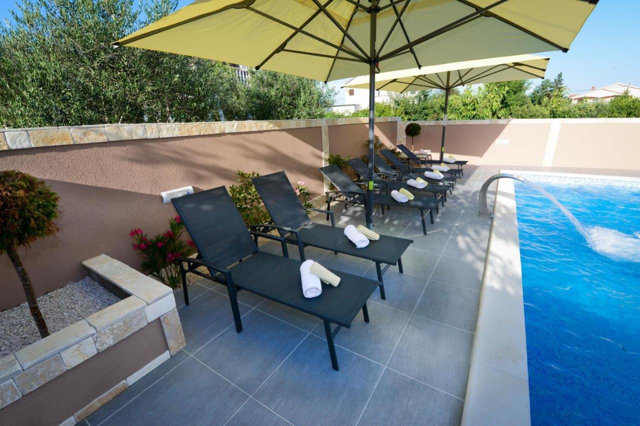 פריבלאקה Apartments Julijana 2 מראה חיצוני תמונה