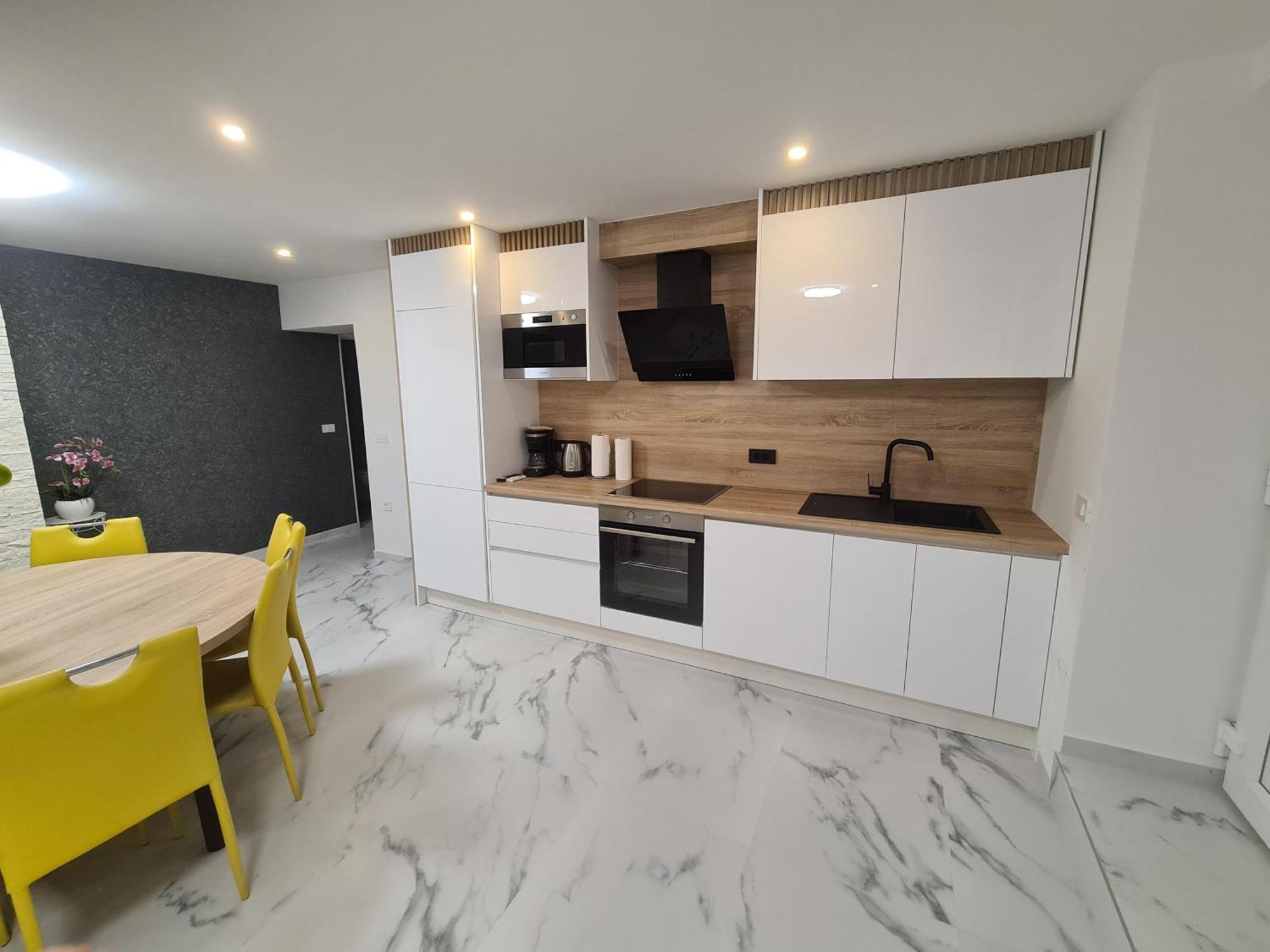 פריבלאקה Apartments Julijana 2 מראה חיצוני תמונה